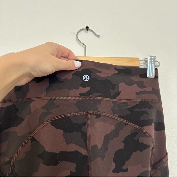 Lululemon Invigorate High-Rise Leggings 25" Inseam Camo Brown Size 6 Women’s - Picture 6 of 11